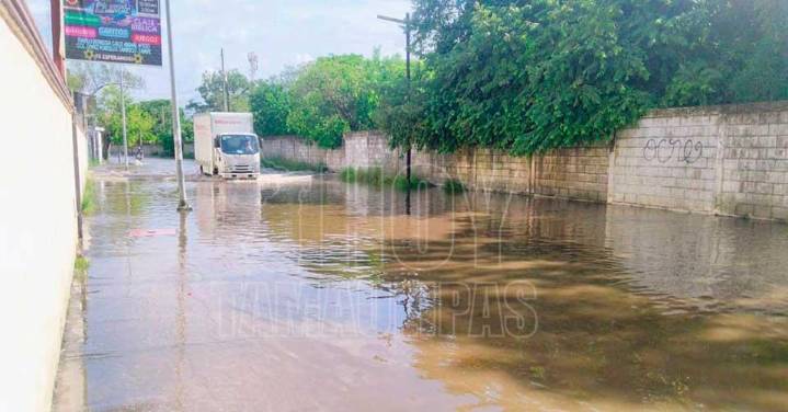 Servicios P?blicos de Tampico atiende inundaciones que ocurrieron por las fuertes lluvias