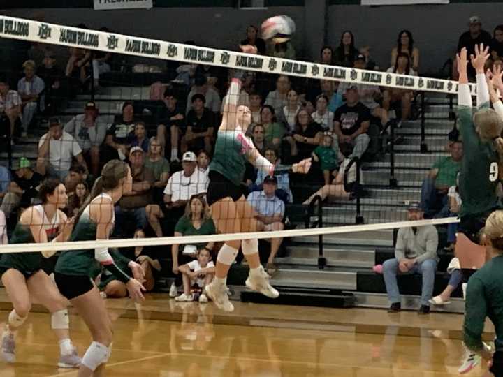 Marion Lady Bulldogs sweep past New Braunfels Christian Academy