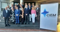 Alertan de los costes laborales y reclaman proteger a pymes y autónomos
