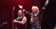 El rock andaluz más puro de Medina Azahara se apodera de todos los rincones de la Plaza Mayor de Salamanca