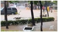 Fuerte tormenta provoca inundaciones en Ixtapa y afecta al Centro Universitario de la Costa