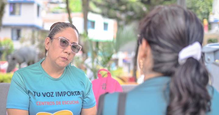 Más de 100 personas han recibido acompañamiento psicológico gratuito en los Centros de Escucha de la Alcaldía