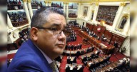 Congreso presenta moción de censura contra Juan José Santiváñez tras revelación de audios