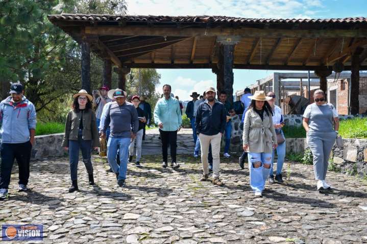 Julio Arreola Impulsa Acciones Históricas para la Conservación del Lago de Pátzcuaro