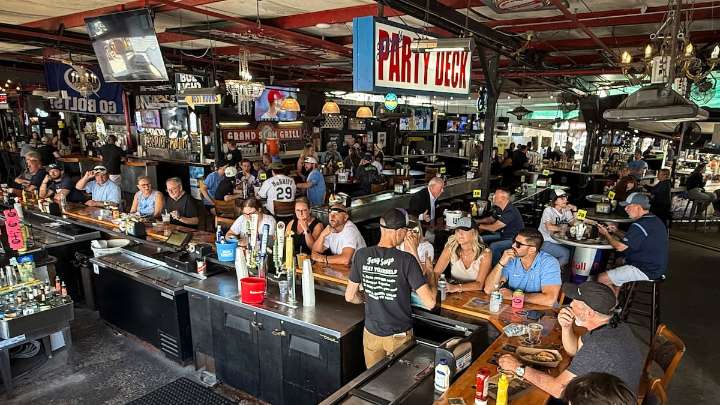 Ferg’s recognized as nation’s best local sports bar by USA Today