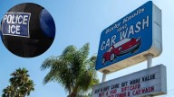 Terror por ICE: 7 trabajadores fueron sacados de un car wash durante una redada migratoria