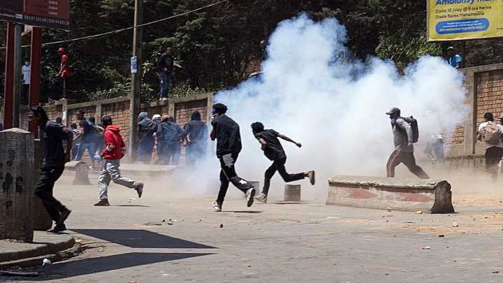 Madagascar president dissolves government after deadly protests