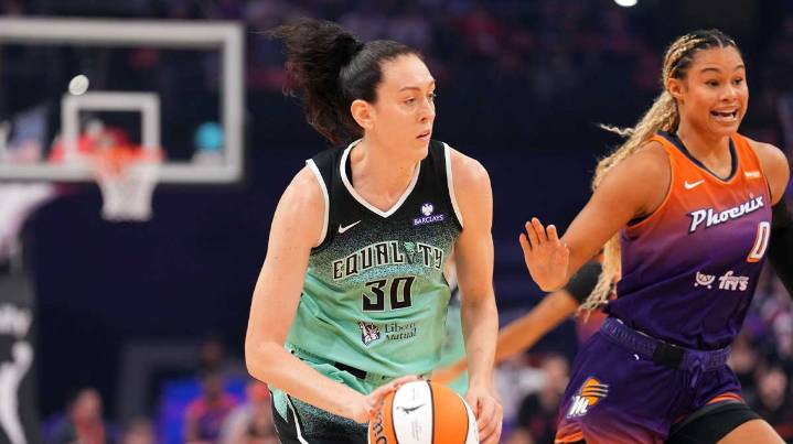 Liberty’s Breanna Stewart drops NSFW reaction to Sandy Brondello coaching questions