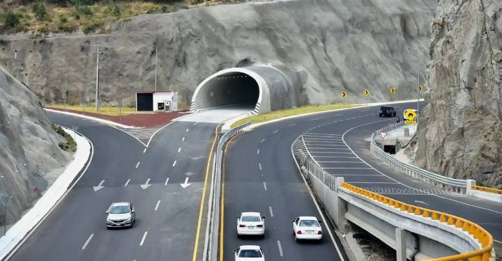 Infraestructura de carreteras y red ferroviaria, entre los logros en primer año de Sheinbaum