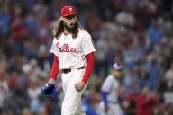 Nola shines as Phillies edge Mets 1-0, extend NL East lead