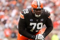 What Happened to Dawand Jones? Browns LT Forced to Visit Medical Tent After Injury vs. Packers Cleveland Browns LT Dawand Jones exits early with a knee injury, leaving the O-line in question and Joe F