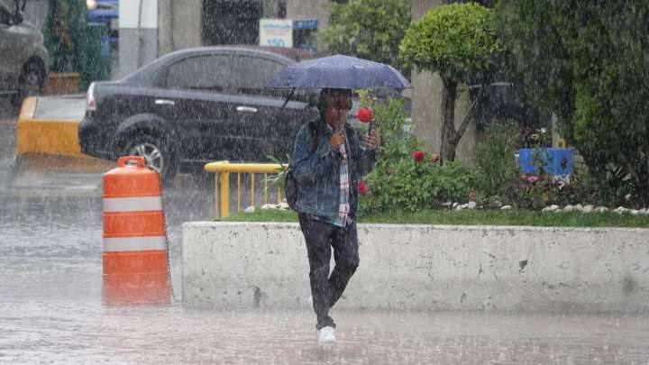 Persisten Lluvias Fuertes en CDMX: Activan Alerta Roja, Checa en Qué Alcaldías