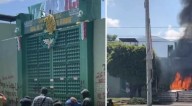 Normalistas lanzan petardos contra 27 batallón de Iguala por jornada de lucha de Ayotzinapa