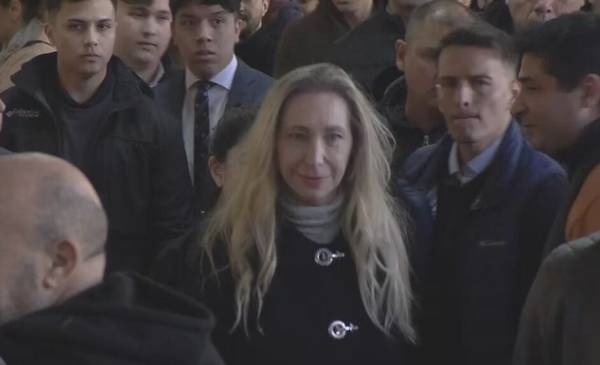 Karina Milei: "Es importante, la gente tiene que venir a votar"