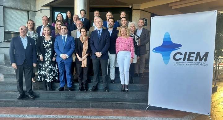 Alertan de los costes laborales y reclaman proteger a pymes y autónomos