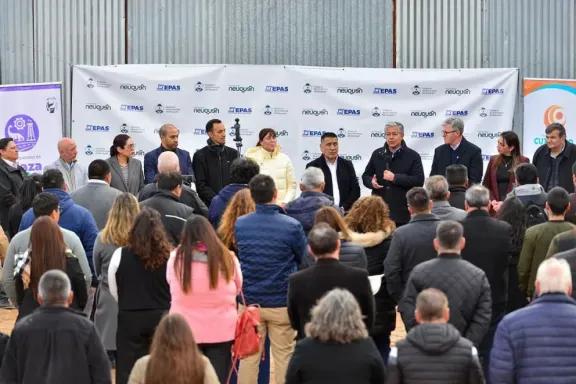 Figueroa y los intendentes de Cutral Co y Plaza Huincul firmaron un acuerdo histórico para garantizar el abastecimiento