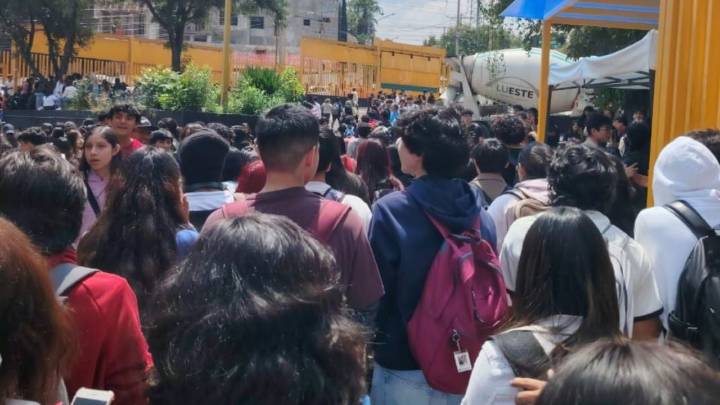 Asesinan a estudiante dentro del CCH Sur, el agresor se lanza de edificio al intentar huir (Video)