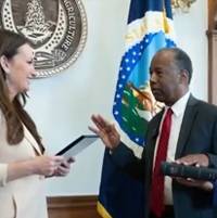 Dr. Ben Carson sworn in as USDA national advisor for nutrition and housing