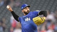 «El Doctor» nominado al Premio Roberto Clemente