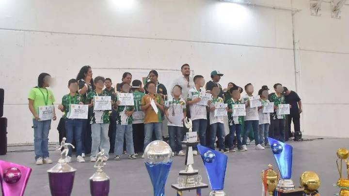 Huskys FC premia y reconoce a sus equipos y mejores jugadores