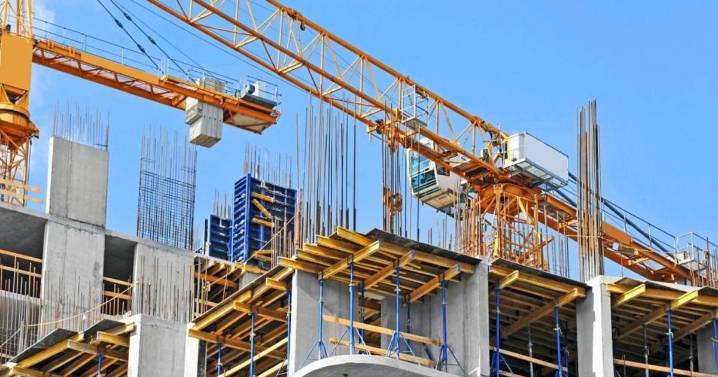 La industria y la construcción se frenaron en julio y confirman la falta de reactivación
