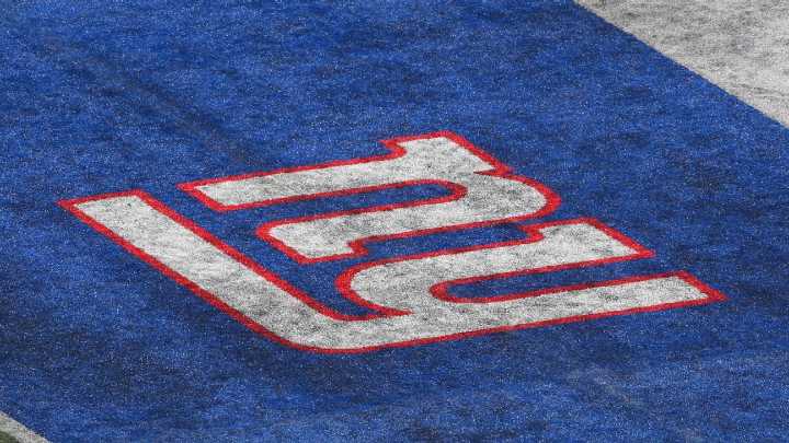Reports -- Koch family to buy stake in Giants at $10B valuation
