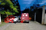 Ejecutan a balazos en su domicilio a mujer en Malinalco