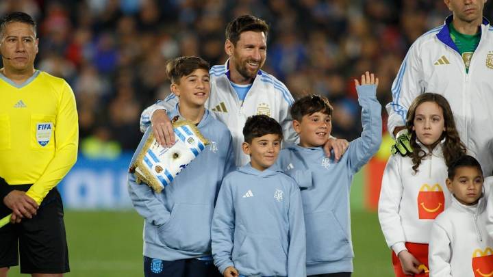 Una noche especial para Lionel Messi, la Selección argentina y los hinchas en el Monumental