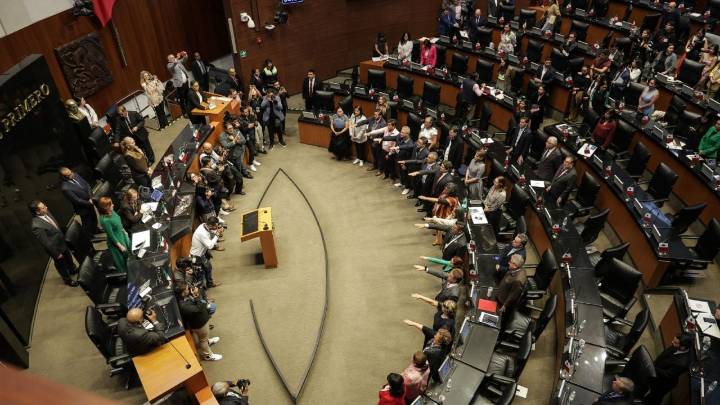 Rinden protesta integrantes del Consejo Nacional Ciudadano del Sistema Nacional de Búsqueda