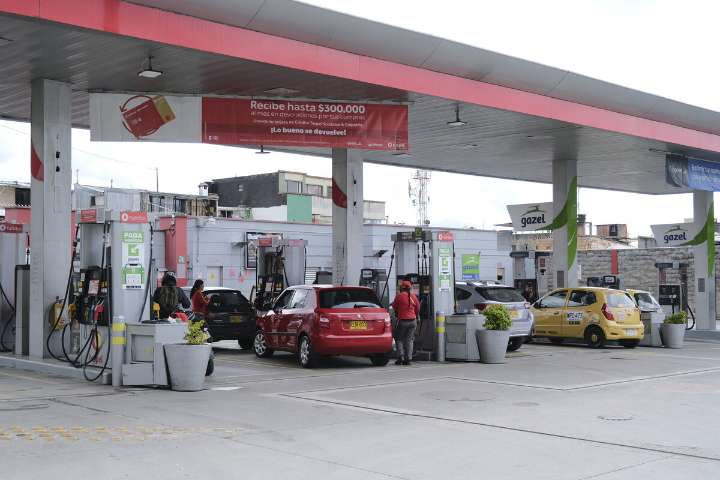 No paran críticas a cascada tributaria de Ley de Financiamiento