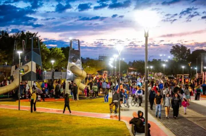 Santa Rosa cierra el mes de la primavera con juegos y música