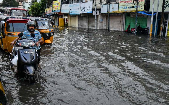 Heavy rain alert in Hyderabad: IT firms advised to adopt WFH