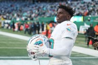 Dolphins’ Tyreek Hill not among team captains