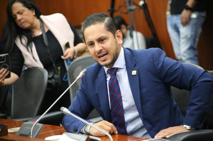 Aprobado en primer debate de Senado proyecto de educación para la paz