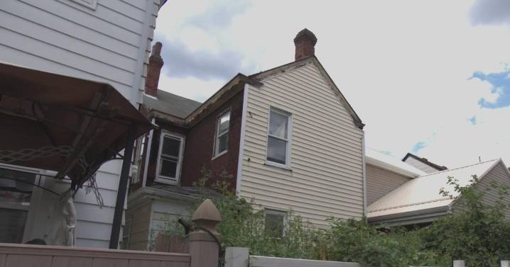 Sharpsburg neighbors living next to abandoned home frustrated by absentee landlord