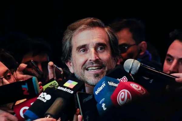 El diputado Bertie Benegas Lynch desprecia al Congreso: "Está lleno de trogloditas y cavernícolas"