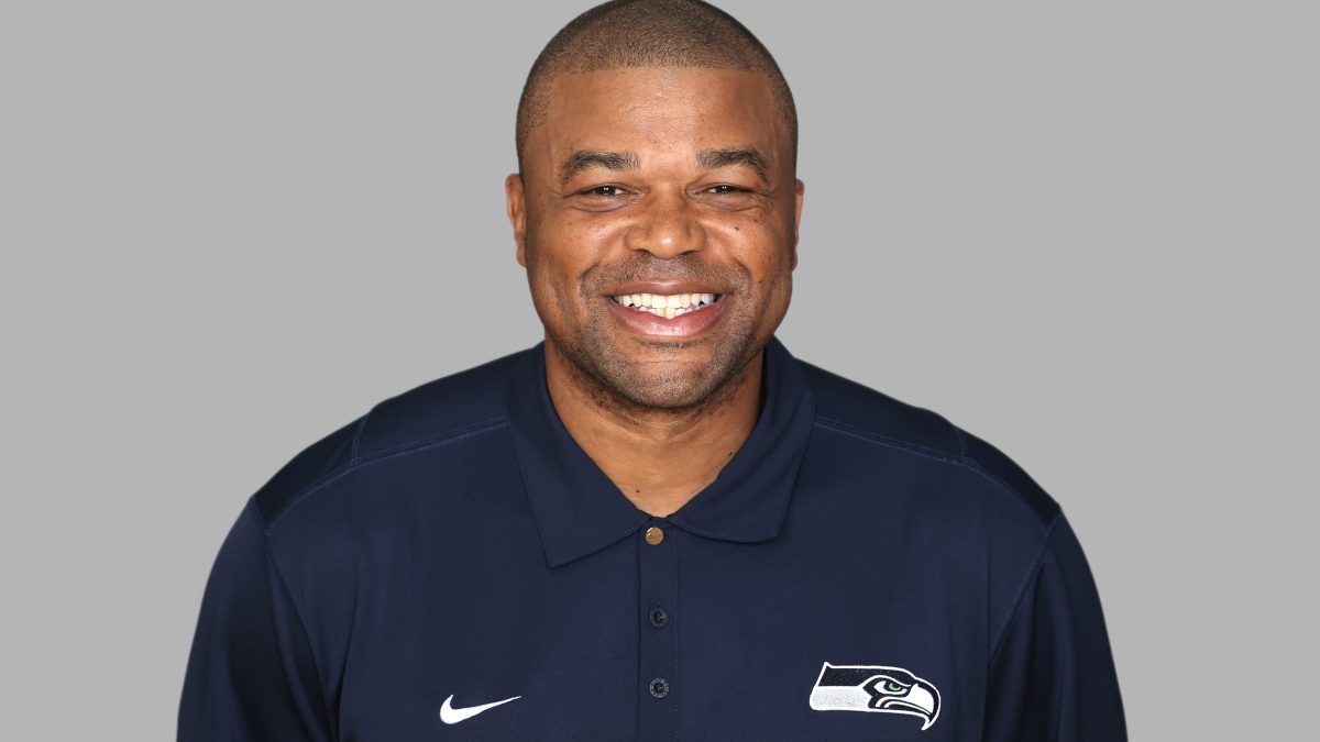Arrestan en Florida al exjugador de New York Giants, Micheal Barrow, por golpear accidentalmente a su esposa