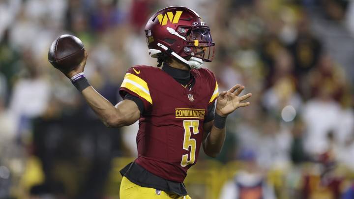 Jayden Daniels is day to day with his knee injury