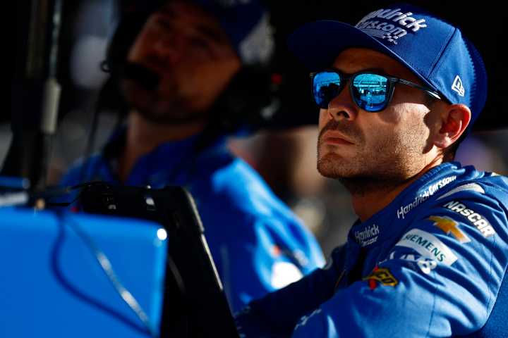 Kyle Larson Plots Kansas Redemption as Playoff Struggles Hit Home Kyle Larson aims for a Kansas comeback after a challenging start to the playoffs, seeking redemption and crucial points. Jahnavi Sonch