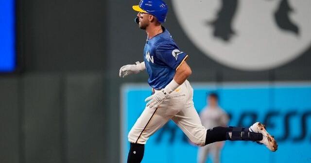 Kody Clemens hits 3 homers to help the Twins outlast the Diamondbacks, 9