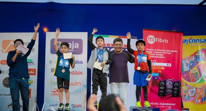 Arequipa: Más de 800 niños (as) y adolescentes en la Minimaratón Ccorito de Oro (GALERÍA)