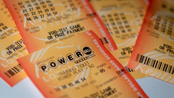 3 winning Powerball tickets sold in Kentucky during $1.3 billion jackpot