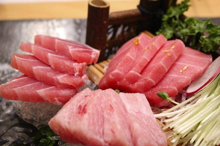 Costco’s Ahi Tuna Wasabi Poke Recalled: Listeria Risk from Green Onions