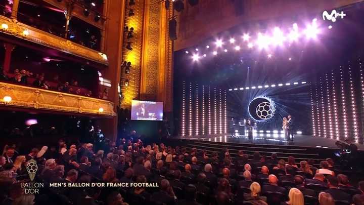 Dembélé rompió a llorar y tuvo que subir su madre a consolarle