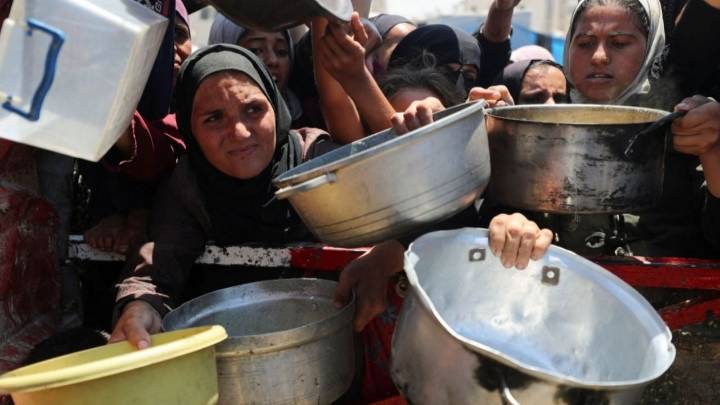 Mueren cinco personas más en Gaza por desnutrición, entre ellas un niños; van más de 400 casos similares