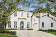 Commission Accomplished: Metairie, French Quarter & Garden District homes sell for over $2.2M