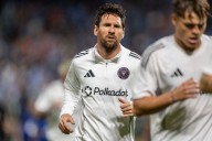 Deadspin | Lionel Messi's two goals lead Miami to playoff-clinching win