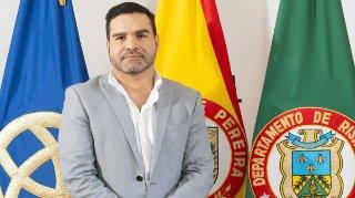 Lucas Ignacio Arbeláez asume la Dirección Administrativa de Comfamiliar Risaralda