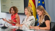 El Gobierno emula a la Unión Soviética con la condonación de la deuda a las comunidades autónomas