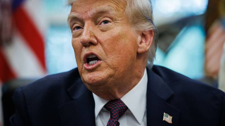 Trump pide a 'The New York Times' más de 12.700 millones de euros en una demanda por difamación y calumnias